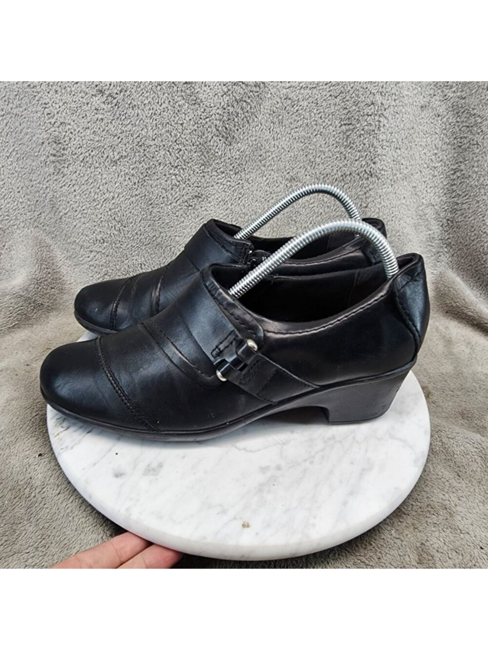 Clarks Shoes Womens Size 9.5 Black Leather Academia Ankle Boots *Read*